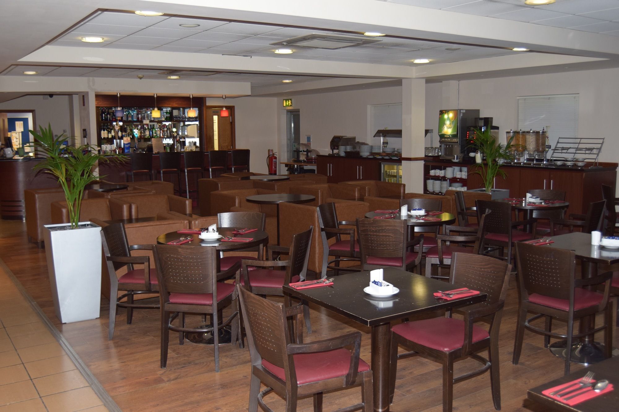 Doncaster International Hotel By Roomsbooked Exterior foto